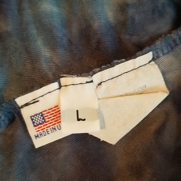 Snoskins blue sleeveless tank - Picture 4 of 5